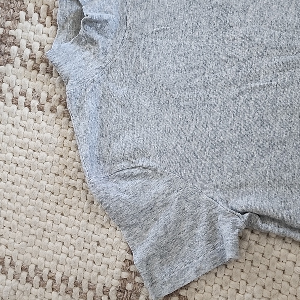 Vince. Women Gray Short Sleeve Shirt Size XS - Picture 3 of 6